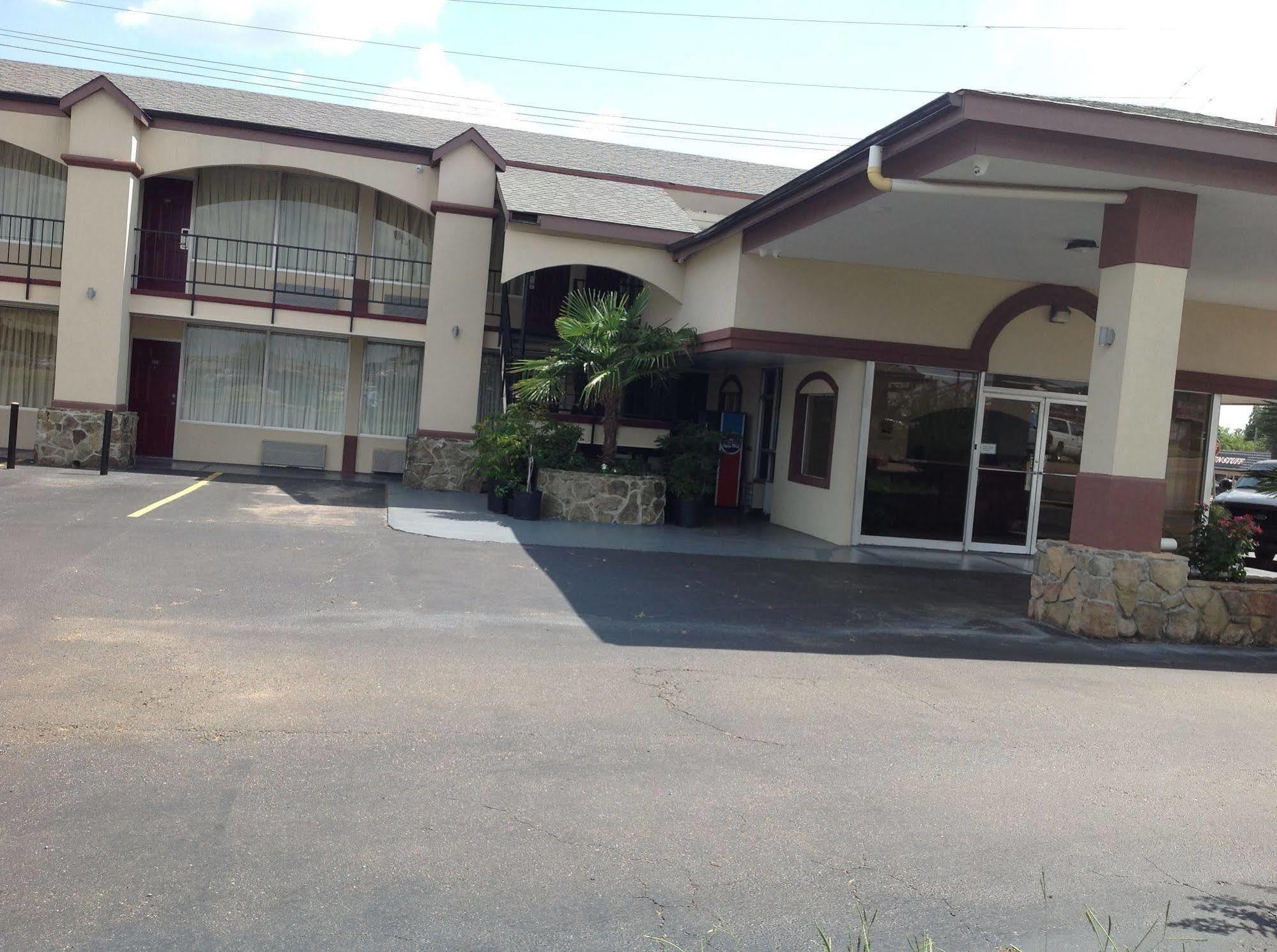 Executive Inn تيكساركانا المظهر الخارجي الصورة